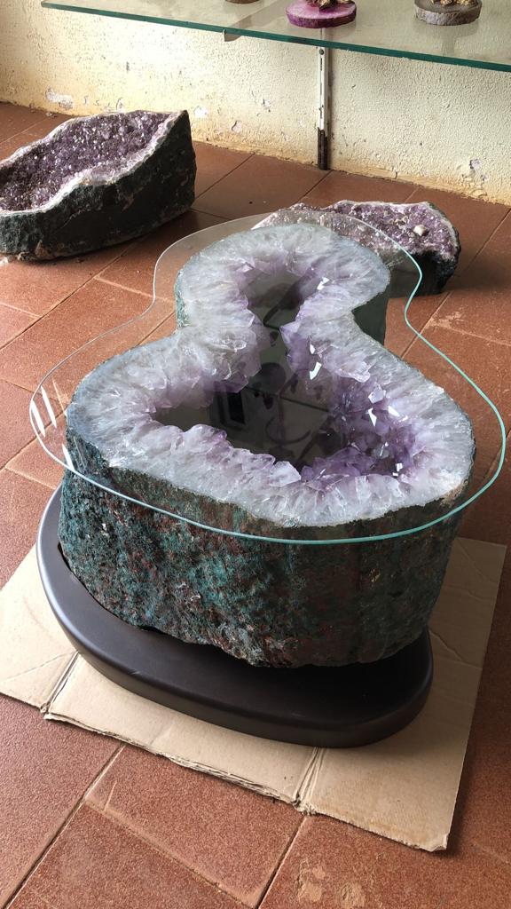 Ethereal Amethyst Table