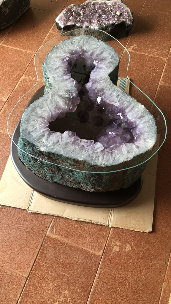 Ethereal Amethyst Table